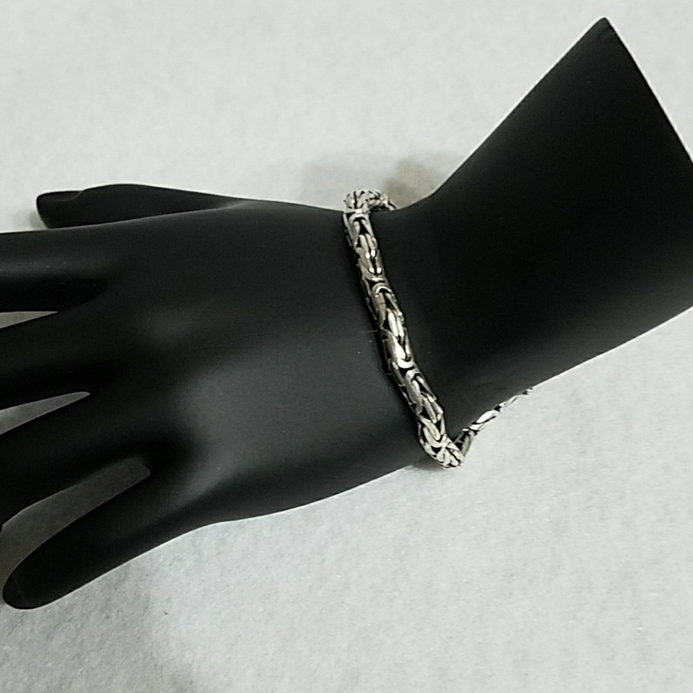 Pre-owned Artisan Sterling Borobudur Bracelet